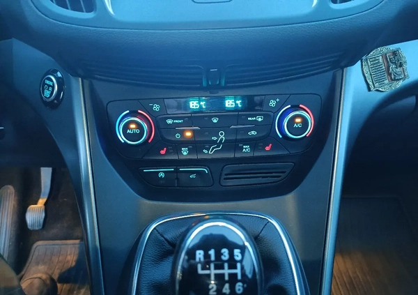 Ford Kuga cena 75900 przebieg: 81072, rok produkcji 2017 z Rzeszów małe 191